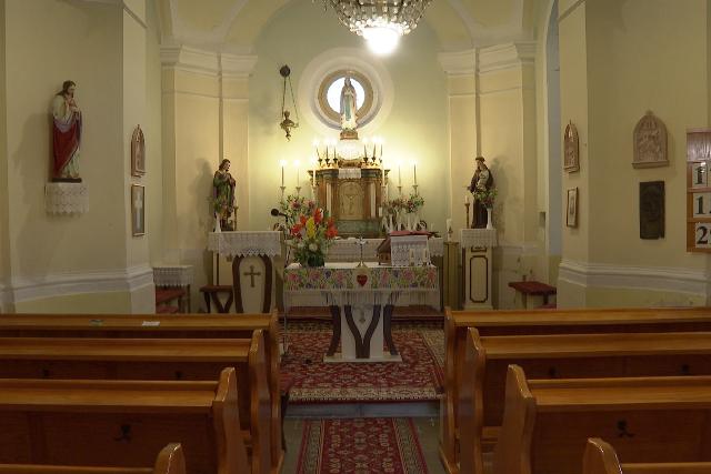 Fel�j�tott�k a botfai templomot