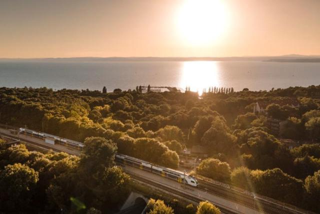 Hamarosan el�rhet� lesz a f�szezoni balatoni menetrend