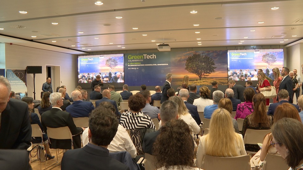 Elkezdődött a GreenTech Zöldenergia és Fenntarthatóság Konferencia és Szakkiállítás Zalaegerszegen Elkezdődött a GreenTech Zöldenergia és Fenntarthatóság Konferencia és Szakkiállítás Zalaegerszegen