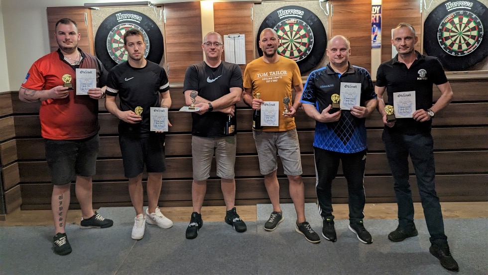 Egerszegi páros nyert a darts versenyen Egerszegi páros nyert a darts versenyen