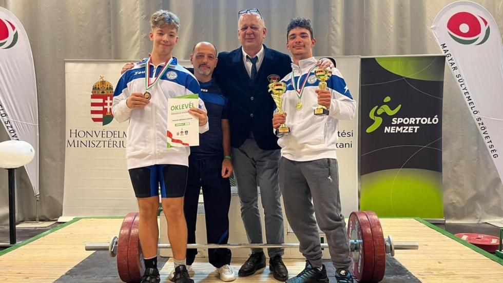 Arany- és bronzérmet szereztek a ZTE fiatal súlyemelői az országos bajnokságon
Arany- és bronzérmet szereztek a ZTE fiatal súlyemelői az országos bajnokságon