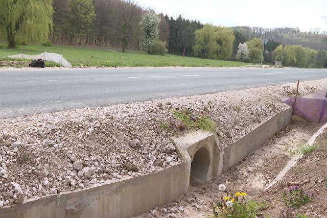 Bev�lt a b�kaalag�t – Ezrek keltek �t biztons�gosan 