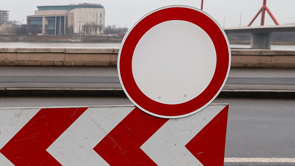 N�gy utat is lez�rtak a magyarorsz�gi �rad�sok miatt
