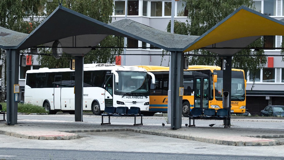 Voln-sztrjk: a htfre veznyelt autbusz-vezetk 56 szzalka nem vette fel a munkt