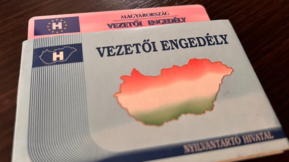 Elveszettnek jelentette be a külföldön elvett jogosítványát Elveszettnek jelentette be a külföldön elvett jogosítványát