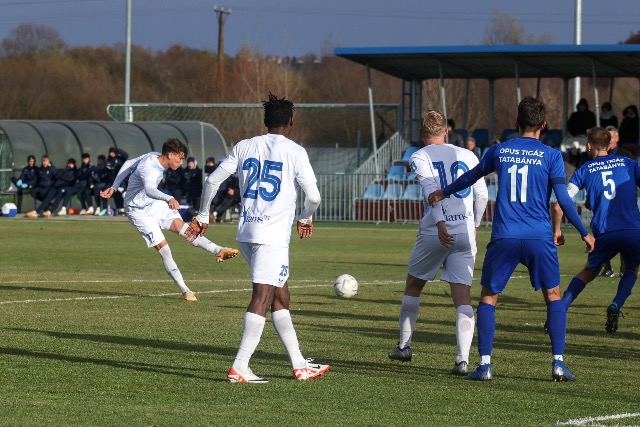 A m�sodik f�lid�ben �rv�nyes�tette a pap�rform�t a Tatab�nya