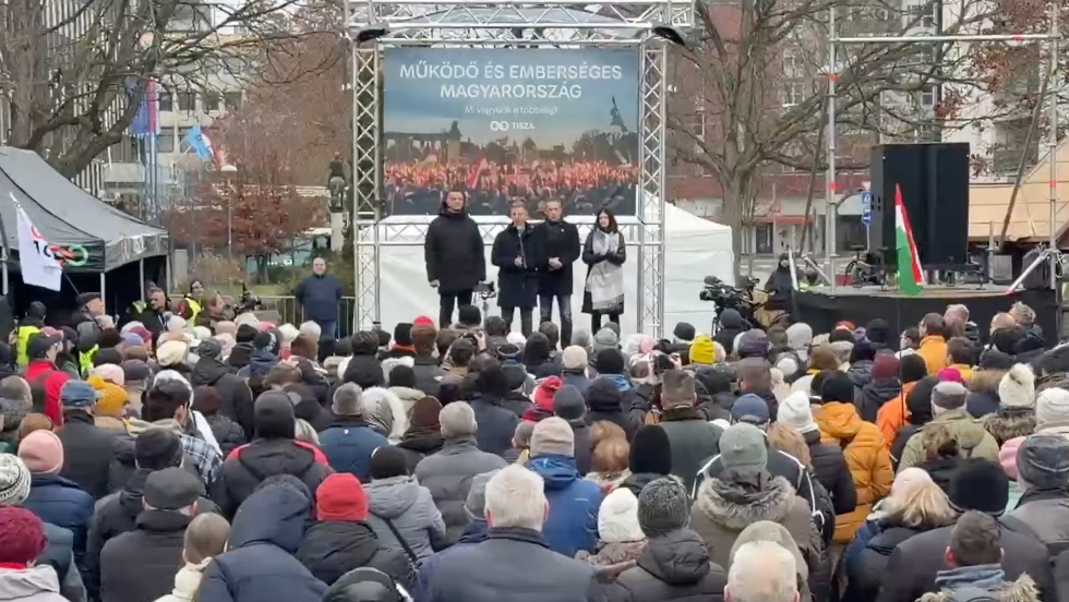 Zalaegerszegen folytatta országjárását Magyar Péter Zalaegerszegen folytatta országjárását Magyar Péter