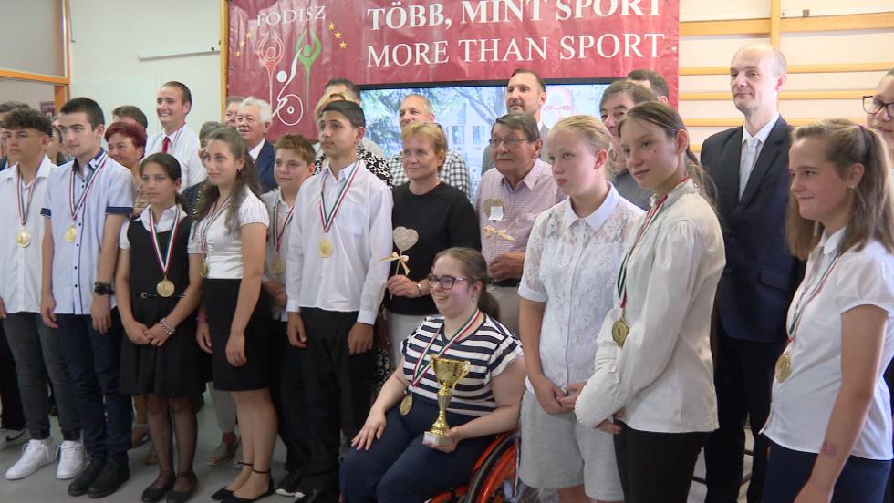Tanévzárón jutalmazták Zala vármegye parasportolóit Tanévzárón jutalmazták Zala vármegye parasportolóit