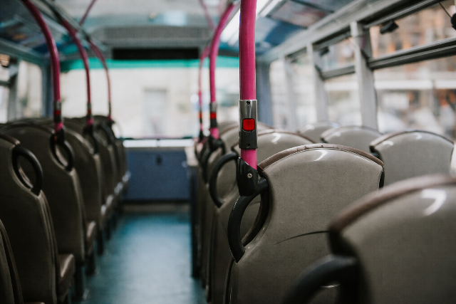 Utazna a nemzeti �nnepen? Nagyon figyeljen, mert t�bb kedvezm�nyt is ig�nybe vehet!