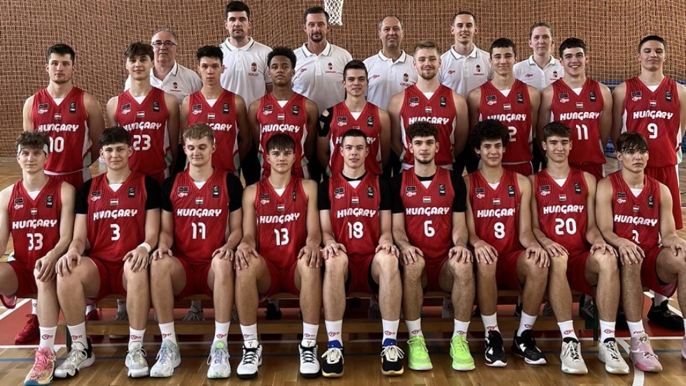 A portugáliai Eb-re készül U18-as válogatottunk, a soraiban Szalay Domonkossal A portugáliai Eb-re készül U18-as válogatottunk, a soraiban Szalay Domonkossal