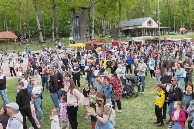 Fergeteges hangulat az Als�erdei Retro Maj�lison