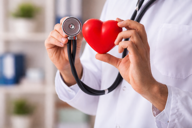 A kardiol�gus figyelmeztet: ezt az �telt este 8 ut�n m�r ne fogyassza