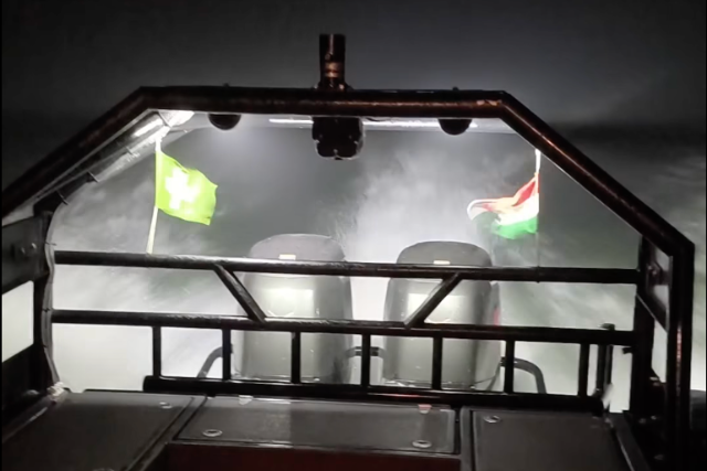 Vzimentk mentettk ki a horgszokat, akik a nagy kd miatt eltvedtek a Balatonon