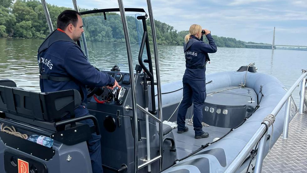 Tbb tucat kilomterrel lejjebb talltk meg a hajbaleset ldozatait a Dunban