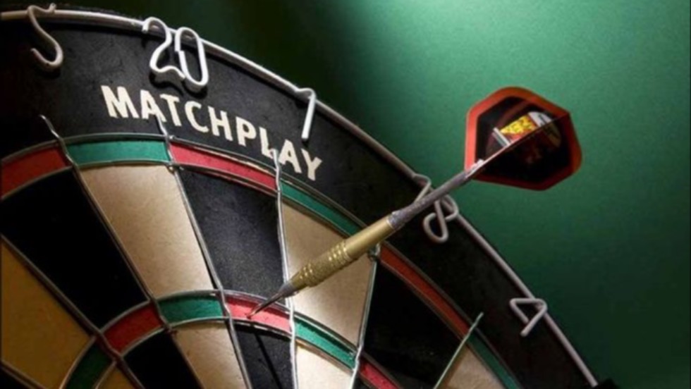 K�l�nleges napra esett a DartsCs�t�rt�k