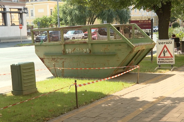 Katasztrfavdelem – Lomtalantssal cskkenthet a lakstzek szma