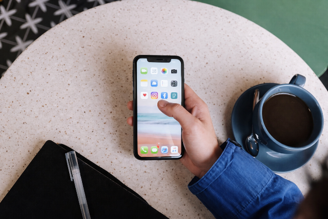 R�kkelt� lehet az iPhone 12
