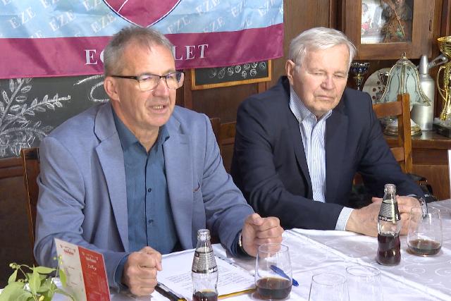 �rt�kelte a m�jusi k�zgy�l�s fontosabb d�nt�seit az Egy�tt Zalaegerszeg�rt Egyes�let