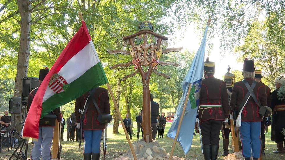 Huszárvágás – Csondor Csabára emlékeztek Huszárvágás – Csondor Csabára emlékeztek