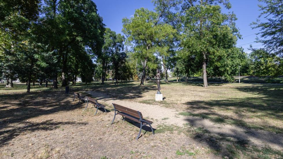 40 v�rosfejleszt�si c�l – �jj�var�zsoln�k a R�zsa ligetet