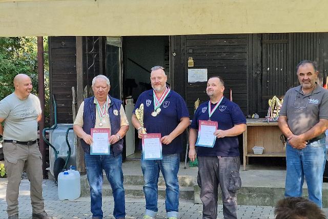PLE érmek, két lőtérről PLE érmek, két lőtérről