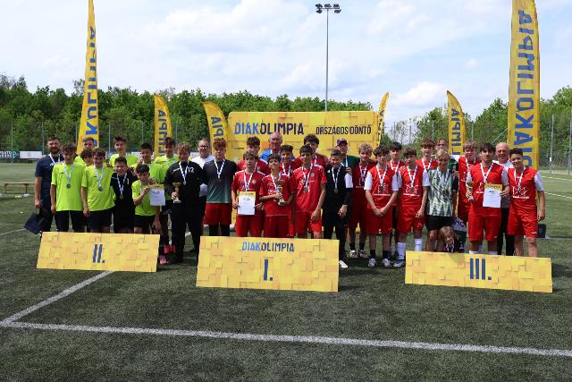 H�sz csapat, 64 m�rk�z�s, 392 g�l Zalaegerszegen
