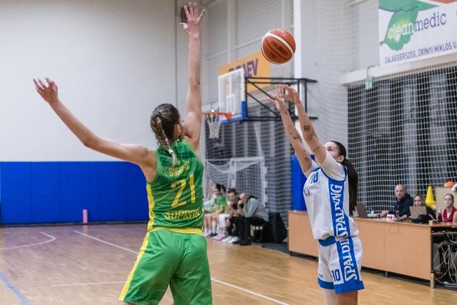 Szvvel-llekkel kzdttek a ZTE NKK fiataljai a Darazsak ellen
