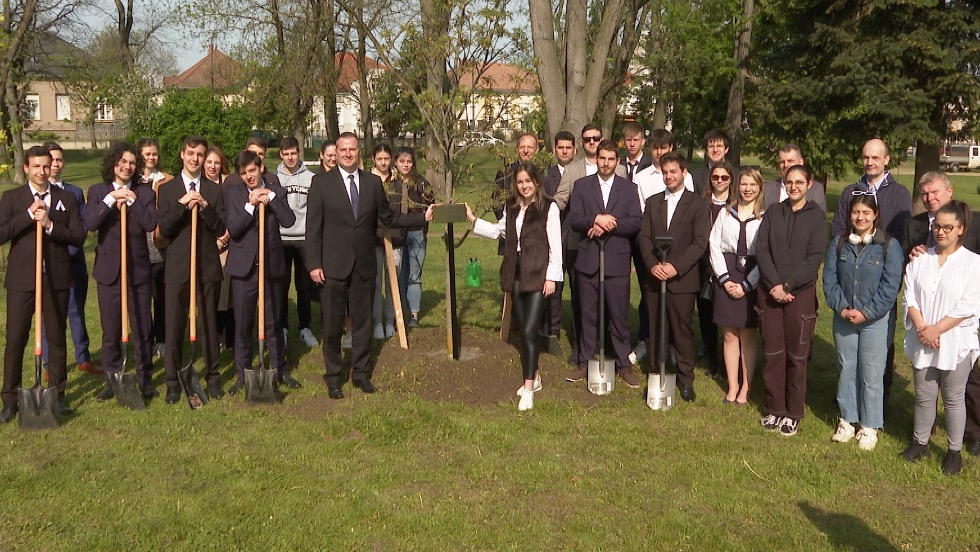 Elltettk a vgzsk fjt Zalaegerszegen 