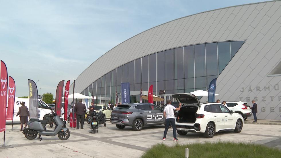 ZalaZONE �s �lvonal: a KEKVA-rendszer megsz�ntet�s�vel 110 milli�rd forintnyi vagyon ker�l vissza az �llamhoz