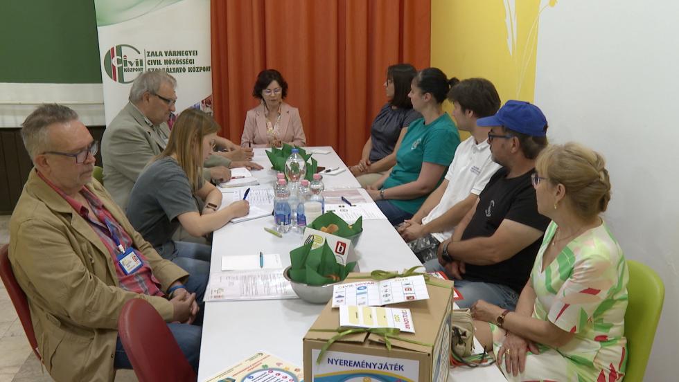 Civil udvar az Egerszeg Fesztiválon Civil udvar az Egerszeg Fesztiválon