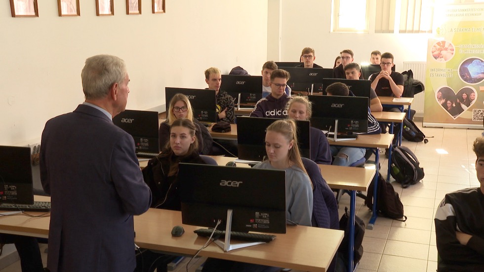 Tehetséggondozó műhely továbbtanulóknak a Csány László Technikumban Tehetséggondozó műhely továbbtanulóknak a Csány László Technikumban