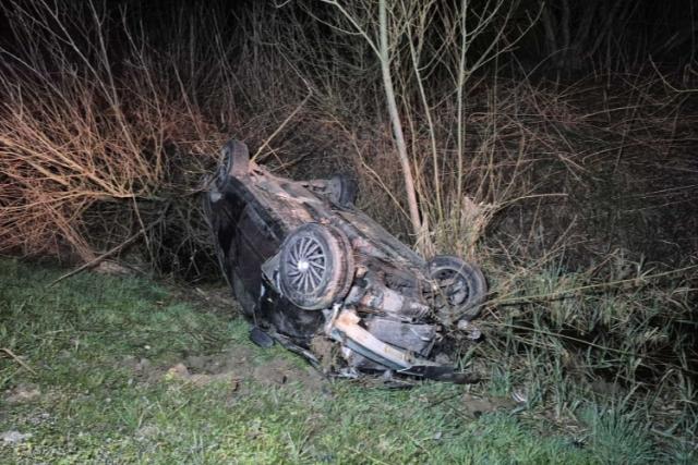 Ittasan, jogsi n�lk�l vezetett, majd fejtet�re �llt aut�j�val – m�gsem �rezte mag�t felel�snek