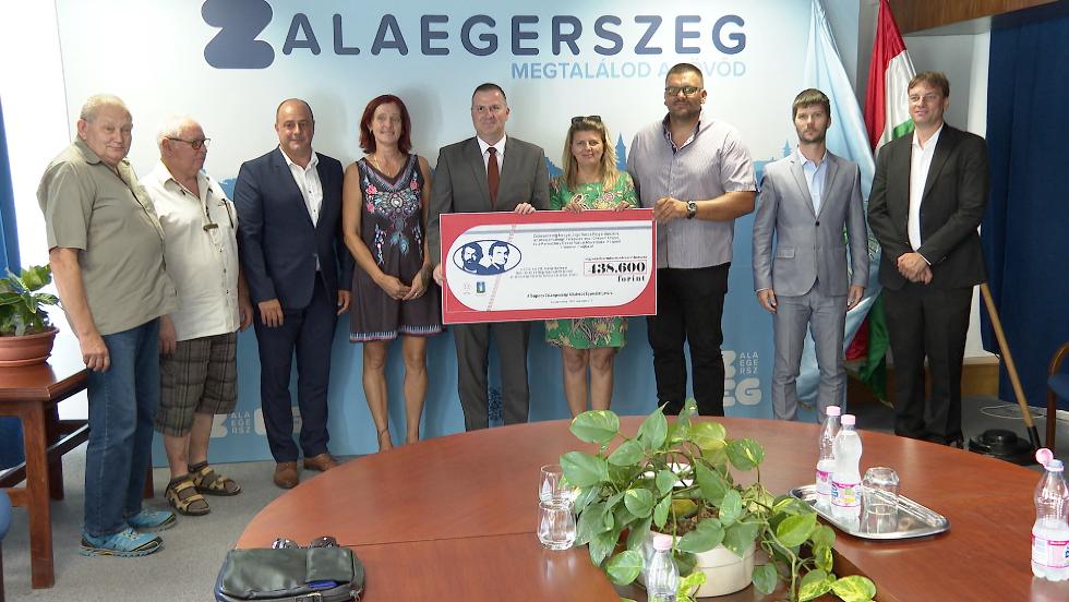 Jótékonysági főzés: közel 440 ezer forint gyűlt össze Jótékonysági főzés: közel 440 ezer forint gyűlt össze