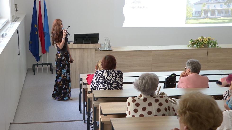 Évzáró a Senior Akadémián Évzáró a Senior Akadémián