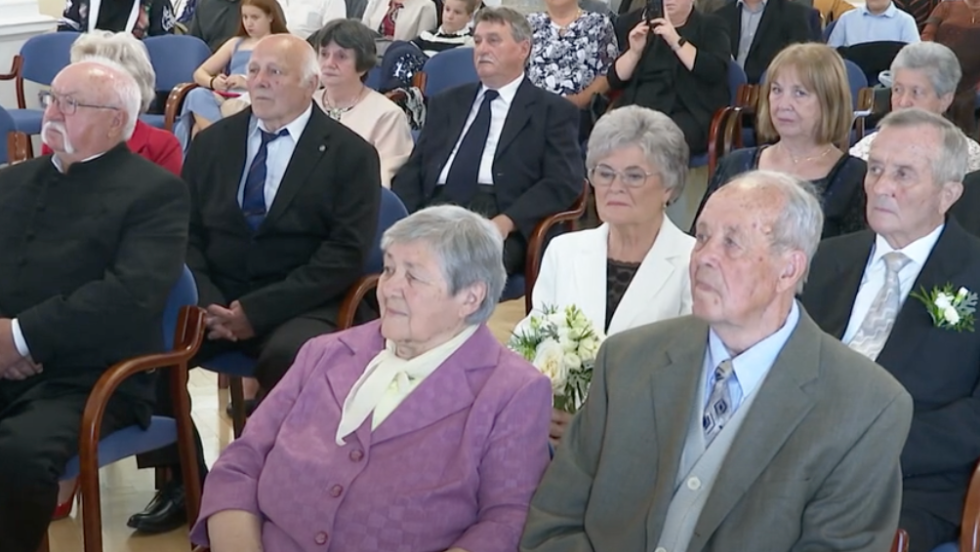 14 zalaegerszegi pár erősítette meg házassági esküjét 14 zalaegerszegi pár erősítette meg házassági esküjét