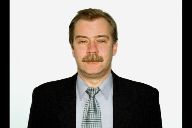 Elhunyt Dr. Kecskés Gábor, az Egynapos Sebészet osztályvezető főorvosa, a zalaegerszegi kórház korábbi orvos-igazgatója Elhunyt Dr. Kecskés Gábor, az Egynapos Sebészet osztályvezető főorvosa, a zalaegerszegi kórház korábbi orvos-igazgatója