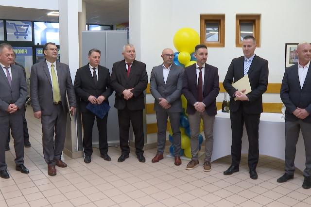 Meg�nnepelt�k a Magnetic �ruh�z 25 �ves jubileum�t