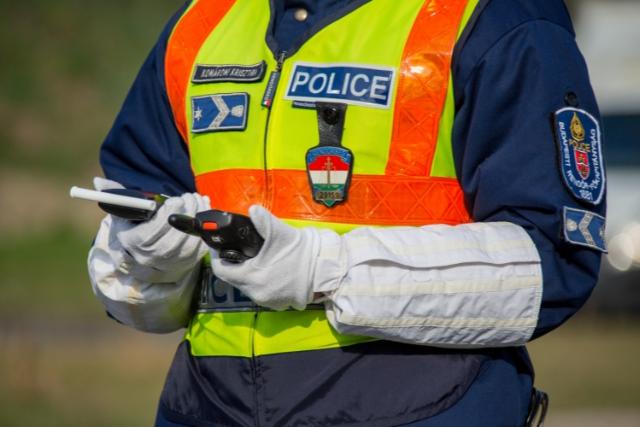 Fokozott forgalomra és felelős döntésekre figyelmeztet a rendőrség húsvétkor