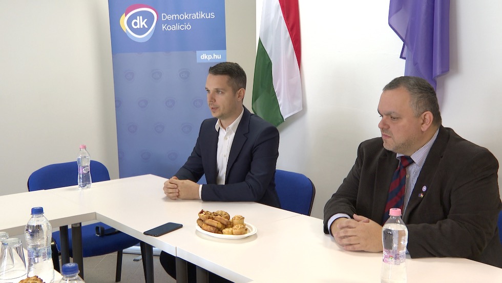 Közös jelölteket indít Zalaegerszegen a DK és a Momentum Közös jelölteket indít Zalaegerszegen a DK és a Momentum