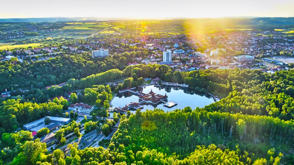 Hévíz és Sárvár is elnyerte a Green Destinations Bronze Award elismerést Hévíz és Sárvár is elnyerte a Green Destinations Bronze Award elismerést