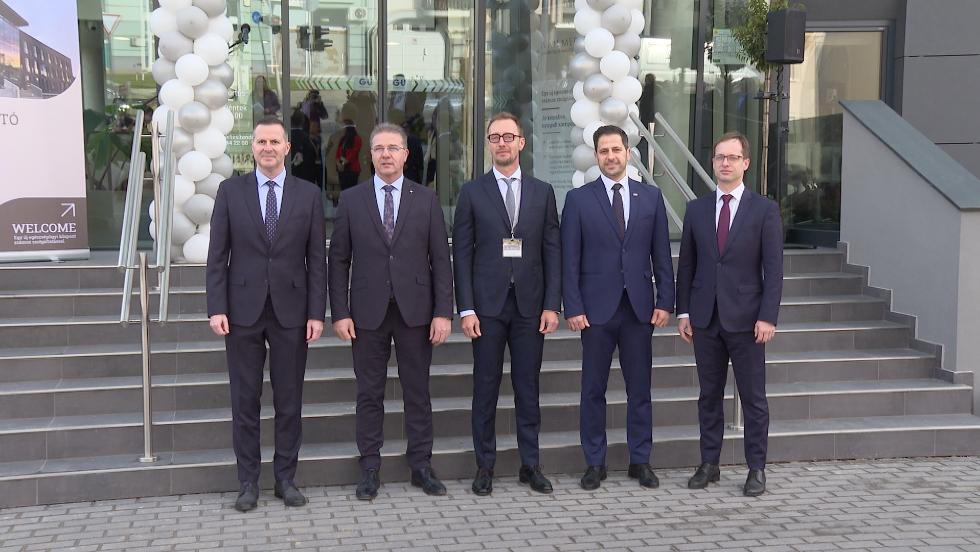 Megnyílt az Iván Medical Fogorvosi és Magánorvosi Centrum Megnyílt az Iván Medical Fogorvosi és Magánorvosi Centrum