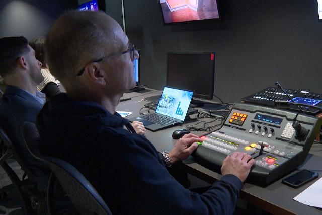 Átadták a Zalaegerszegi Televízió új vezérlőjét Átadták a Zalaegerszegi Televízió új vezérlőjét