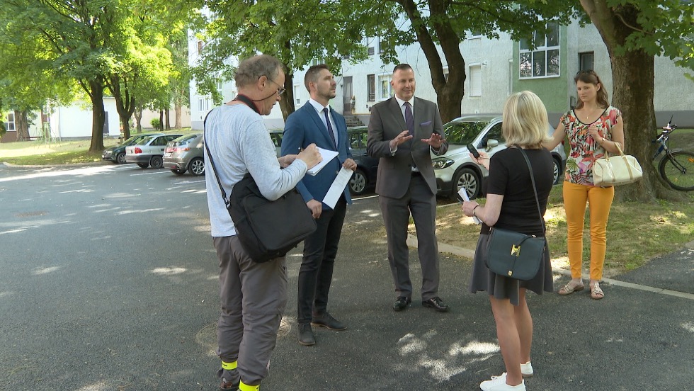Felújították a parkolót a Landorhegyi úton Felújították a parkolót a Landorhegyi úton