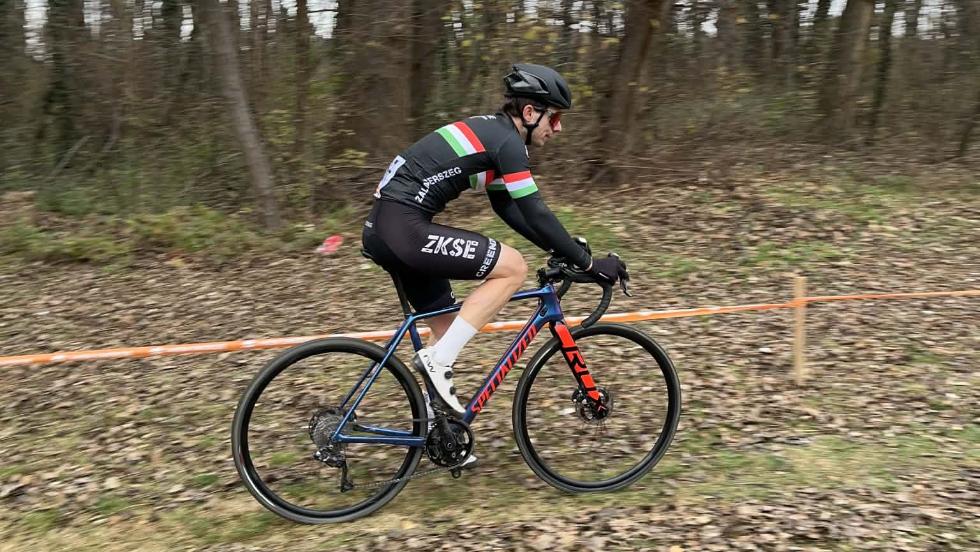 Kiváló hétvégi eredményekkel zárta ausztriai versenyét Németh Ákos
Kiváló hétvégi eredményekkel zárta ausztriai versenyét Németh Ákos