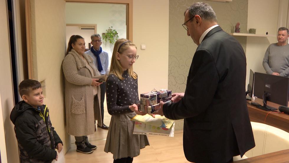 Díjátadás a Zalaispánál – „A hulladékmanó nyomában” Díjátadás a Zalaispánál – „A hulladékmanó nyomában”