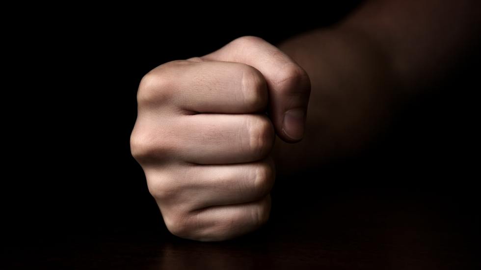 Zalaegerszegi otthonában bántalmazta sógornőjét a feldühödött férfi
Zalaegerszegi otthonában bántalmazta sógornőjét a feldühödött férfi