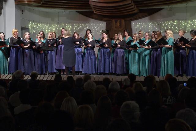 Adventi koncert a hangversenyteremben