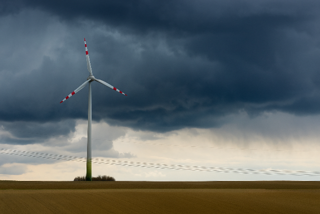 K�zel 15 fokos kontraszt lehet a nyugati �s keleti t�jak k�z�tt