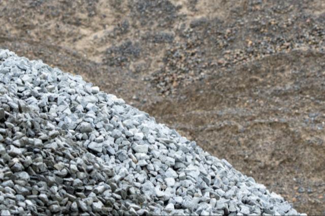 Nem haszn�ltak azbeszttel szennyezett osztr�k k�z�zal�kot zalaegerszegi �nkorm�nyzati beruh�z�sokn�l