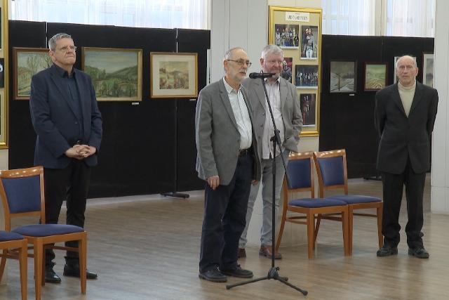 Amat�r fest�k a sz�nh�zban – Pint�r J�zsef munk�ib�l ny�lt ki�ll�t�s